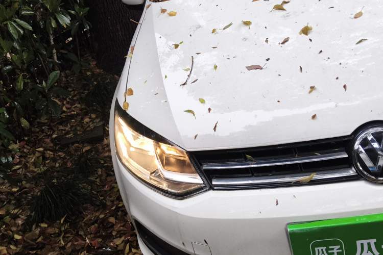 Used Volkswagen Polo 2014 1.6L Automatic Comfort Edition
