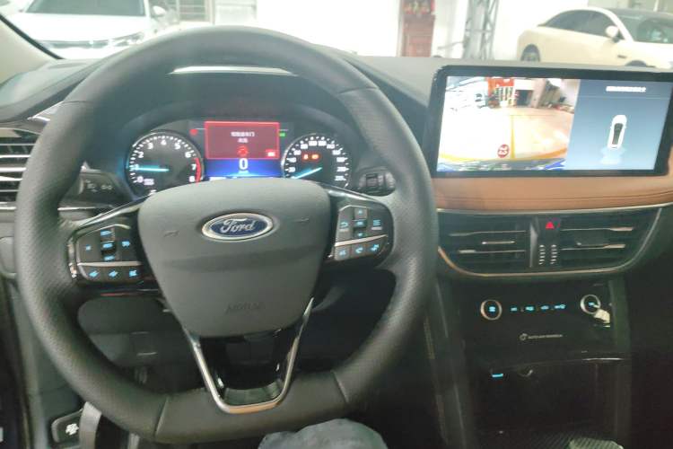 Used Ford Escape 2020 EcoBoost 245 Two-Wheel-Drive Titanium Edition