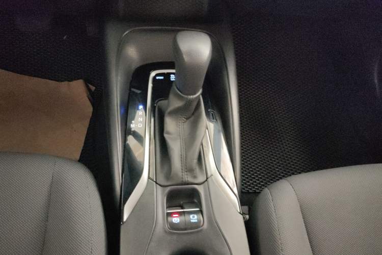 Used Toyota Levin 2022 Facelift TNGA 1.5L CVT Progressive Edition Gear Lever