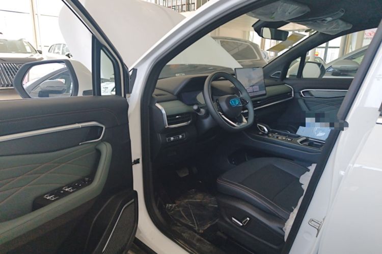 Used Geely Auto Haoyue L 2024 2.0T DCT Prestige Version