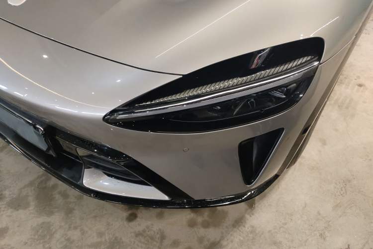 Used Xiaomi Auto YU7 2025 Ultra-Long Range Rear-Wheel Drive Version
