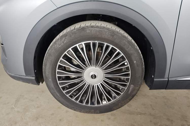 Used Chery Tiggo 8 L 2024 2.0T Two-Wheel Drive Prestige Version 5 Seats
