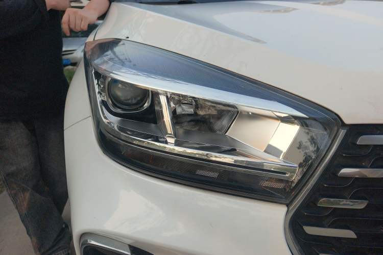 Used Chery Tiggo 5x 2020 1.5L Manual Urban Edition Right Front Headlight