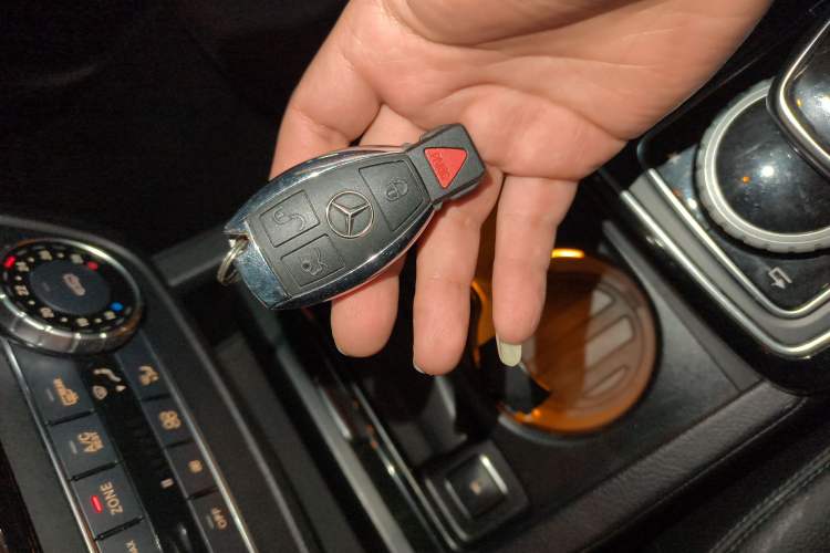 Used Mercedes-Benz GLE-Class 2015 GLE 400 4MATIC Vehicle Key