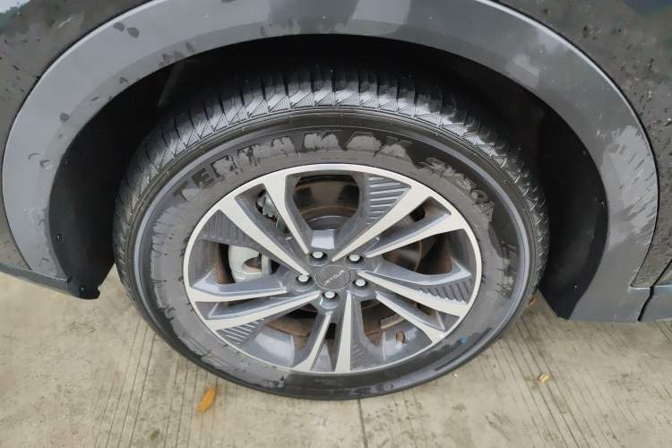 Used JETOUR X70 2024 1.5T DCT Enjoyment Edition 5 Seats