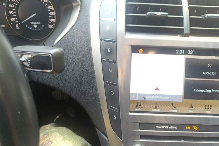 Used Lincoln MKZ 2017 2.0T Luxury Edition Gear Lever