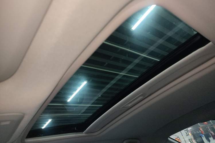 Used Chevrolet Monza 2023 1.5L Dual-Clutch Enjoyment Edition Headliner