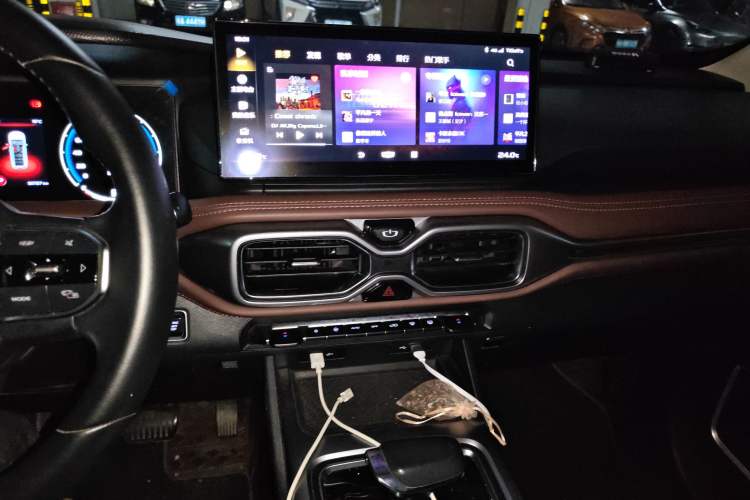 Used Geely Auto Haoyue 2020 1.8TD DCT Progressive 7-Seater
