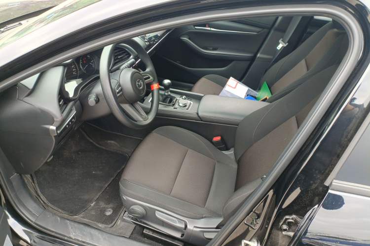 Used Mazda Mazda 3 Axela 2023 1.5L Manual ZhiMei Edition
