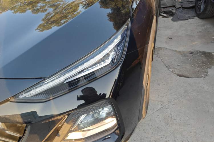 Used SOL X8 2021 300T DCT Luxury Smart Connect Edition 7 Seats