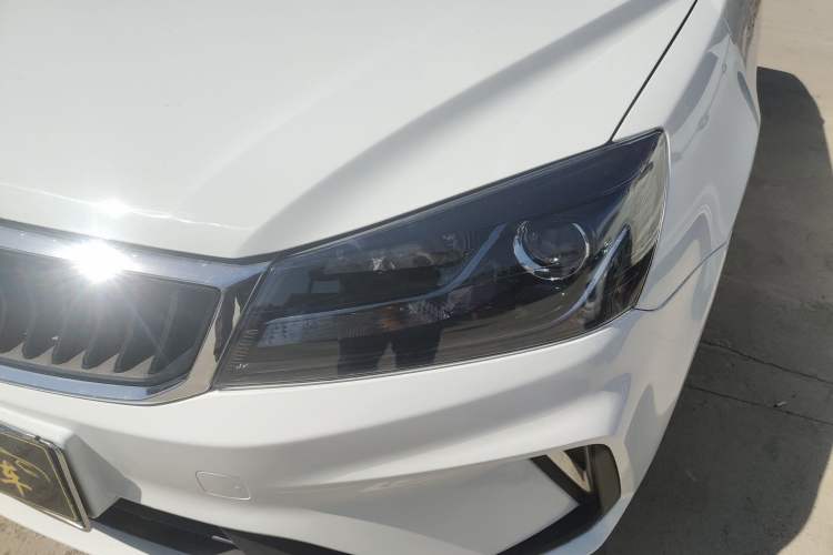 Used Geely Auto Emgrand 2021 UP 1.5L CVT Luxury Model Left Front Headlight