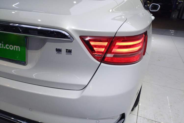 Used Geely Auto Emgrand GT 2017 2.4L Zunya Model
