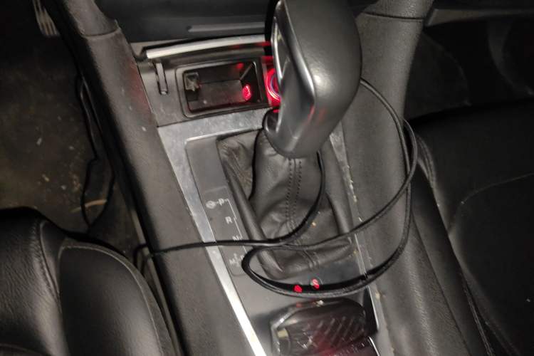 Used DS 5LS 2016 1.6T Luxury Edition THP160 Gear Lever