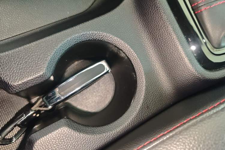 Used Hyundai ix25 2017 1.4T Automatic Prestige Model
