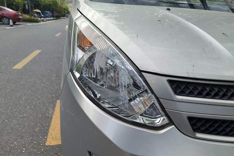 Used Wuling Rongguang V 2019 1.5L Van - Utility Model
