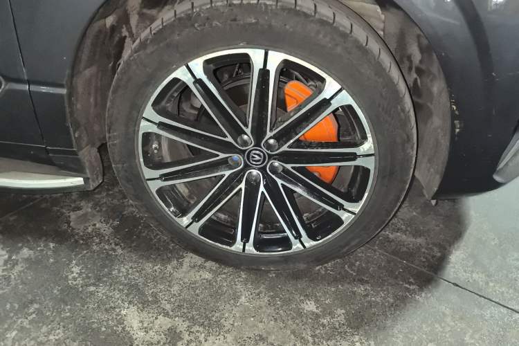 Used CHANGAN UNI-K iDD 2022 Blue Whale iDD 130km 1.5T Prestige Model Right Front Wheel Hub