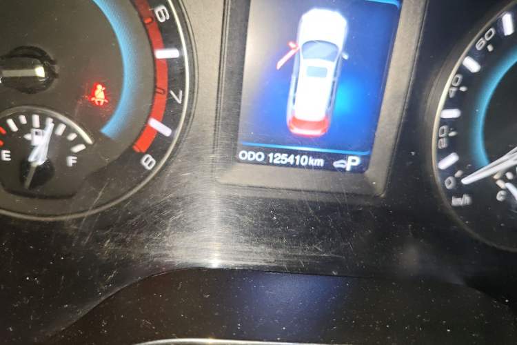 Used Haval H2 2016 Red-Label 1.5T Automatic Two-Wheel Drive Luxury Model Odometer Close Up