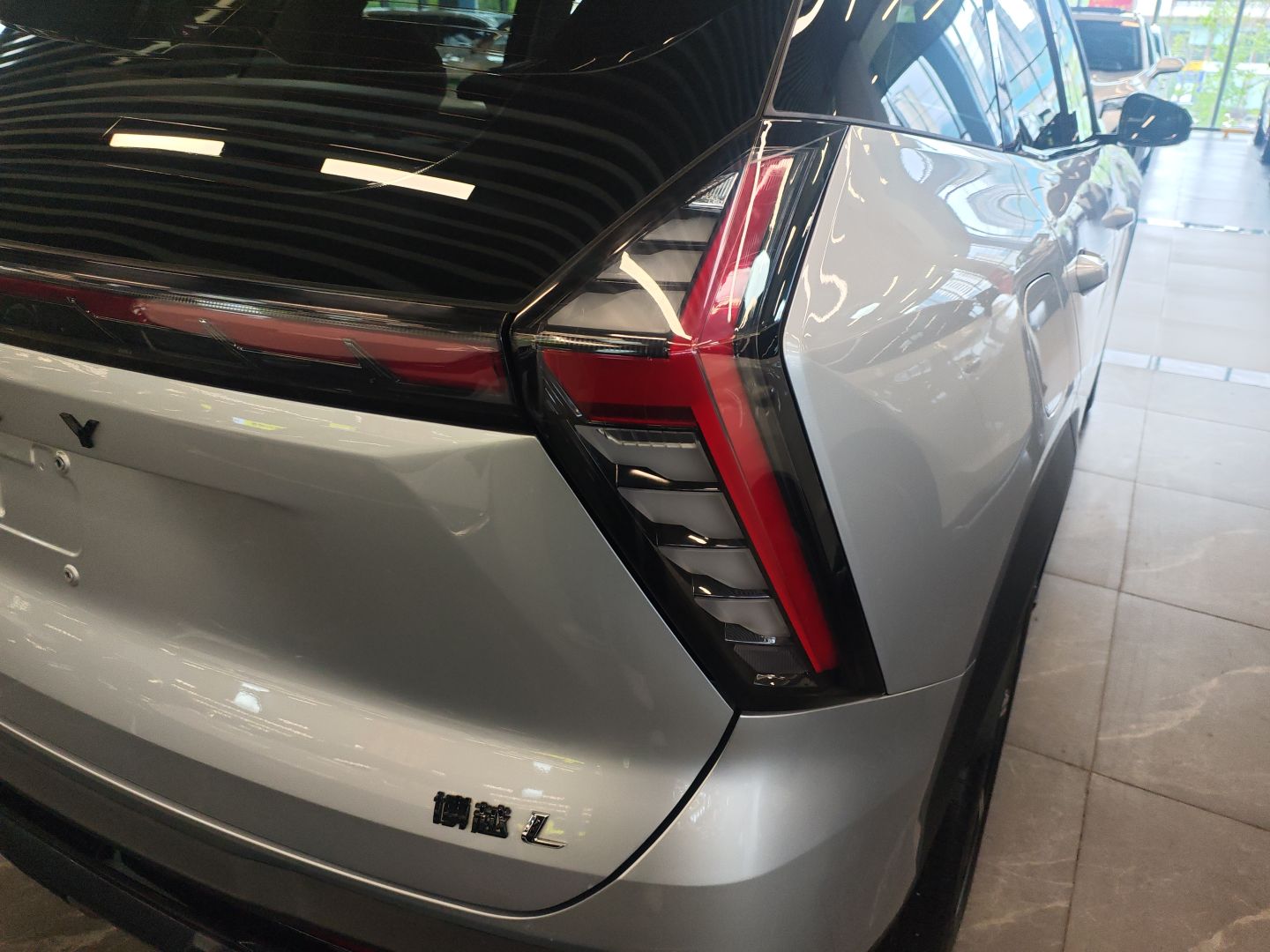 Geely Auto FX11 2023 1.5TD DCT Glory Edition — снимка 9