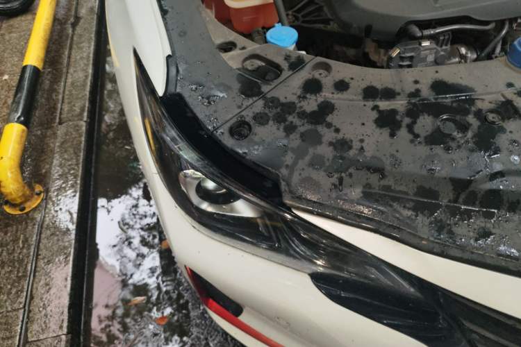 Used CHANGAN Ruicheng CC 2021 Blue Whale Edition 1.5T DCT Luxury Model Right Front Headlight