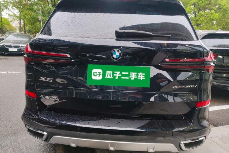 Used BMW X5 2023 xDrive 30Li Luxury M Sport Package Rear