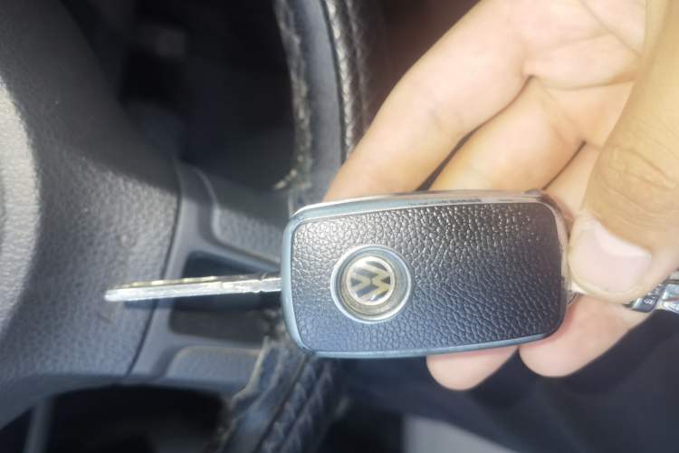 Used Volkswagen Bora 2013 1.6L Automatic Fashion Model Vehicle Key