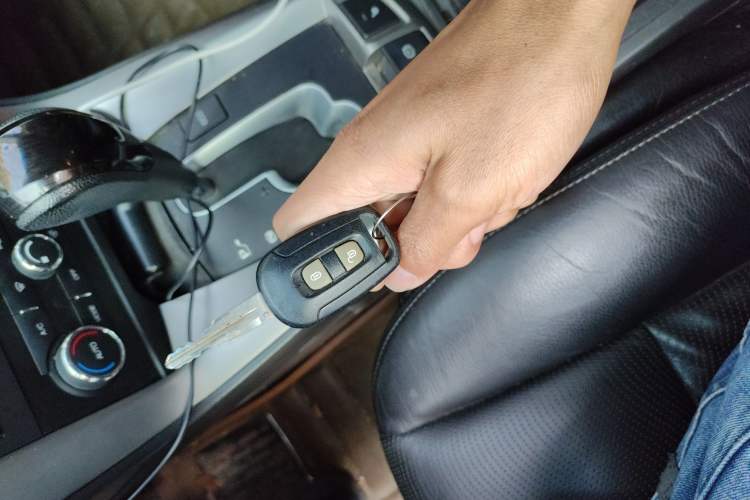 Used Chevrolet Captiva 2014 2.4L 4x4 Flagship Edition 7 Seats