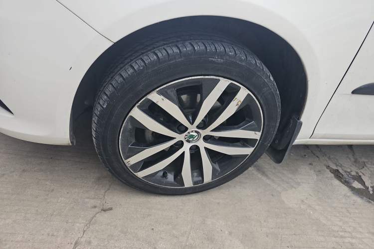 Used Skoda Fabia 2012 1.6L Manual Sport Edition
