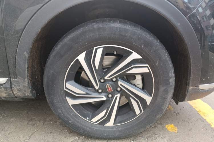 Used Hongqi HS5 2022 Revised Version 2.0T Smart Connect Flagship Edition
