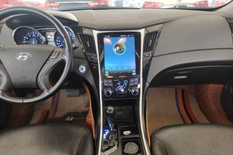 Used Hyundai Sonata 2015 Classic 2.0L Automatic Luxury Edition
