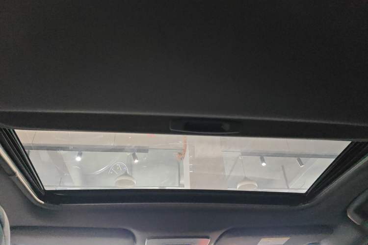 Used Toyota Avalon 2019 2.0L XLE Premium Edition China VI