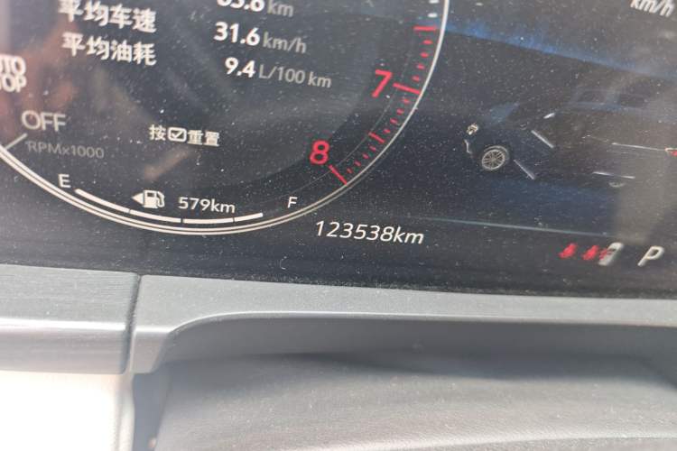 Used Buick GL8 2021 ES Landtrek 653T Comfort Edition Odometer Close Up