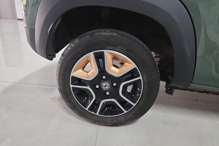 Used Dongfeng NAMMI EX1 2023 PRO Light Wind Edition Lightning Model Right Rear Wheel Hub