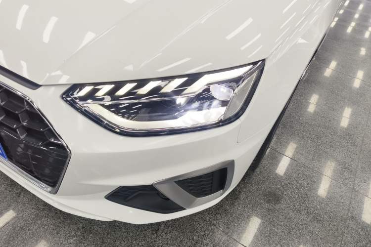 Used Audi A4L 2022 40 TFSI Fashion Dynamic Model