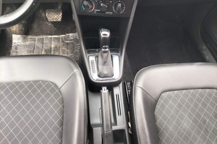 Used Skoda Rapid 2019 1.5L Automatic Comfort Edition China VI Standard