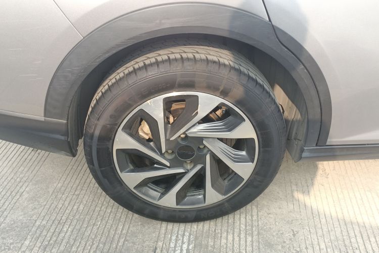 Used Dongfeng Aeolus Yixuan GS 2021 230T Automatic Star-Chasing Edition Right Rear Wheel Hub