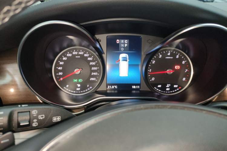 Used Mercedes-Benz V-Class 2021 V 260 L Long-wheelbase Luxury Edition