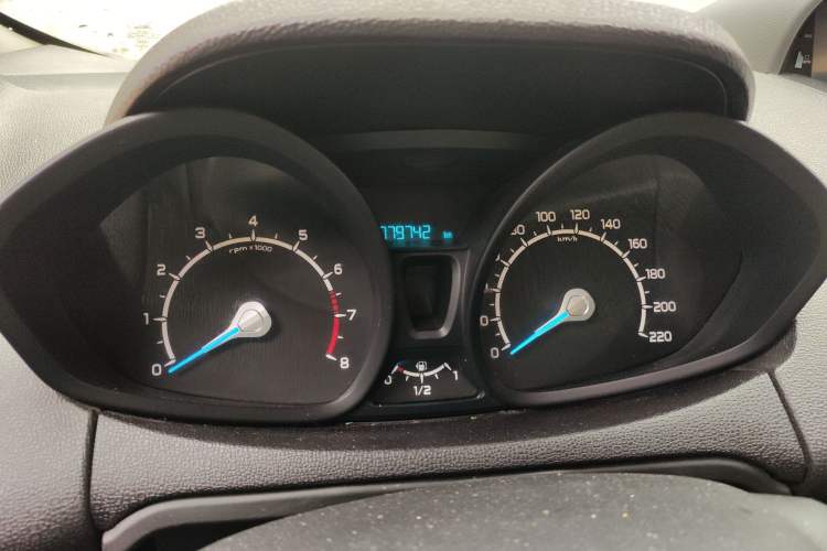 Used Ford EcoSport 2013 1.5L Automatic Fashion Model