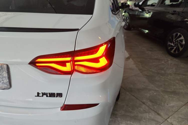 Used Chevrolet Monza 2019 Redline 320T Dual-Clutch Sporty Version China VI Standard