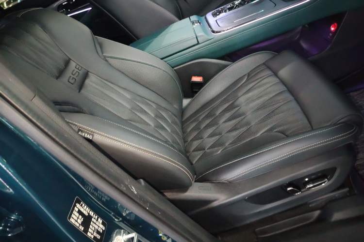 Used GAC Trumpchi GS8 2022 Dual-Engine Series 2.0TM Two-Wheel Drive Prestige Edition (7 Seats)