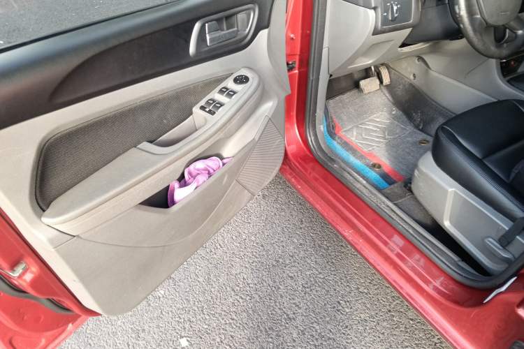 Used Ford Focus 2012 Hatchback Classic 1.8L Automatic Base Model Driver Seat