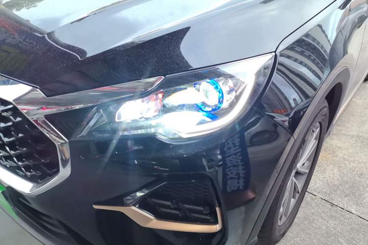 Used JETOUR X70 2025 1.5T DCT Beyond PRO 7-Seater
