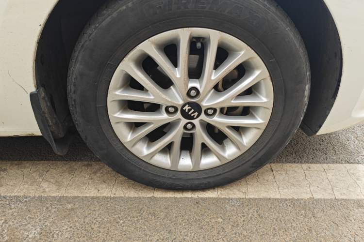 Used Kia K2 2017 Sedan 1.4L Automatic Transmission 15th Anniversary Special Edition GLS
