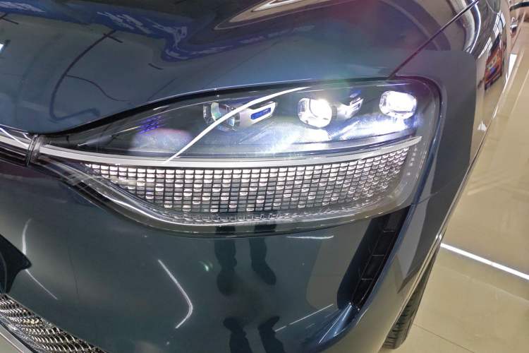 Used Hima AITO M9 2024 All-Electric Ultra Version 100 kWh 5-Seater Model