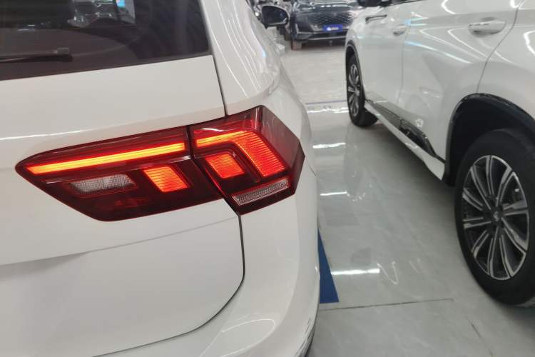 Used Volkswagen Tiguan L 2018 280TSI Automatic Two-Wheel Drive Comfort Edition