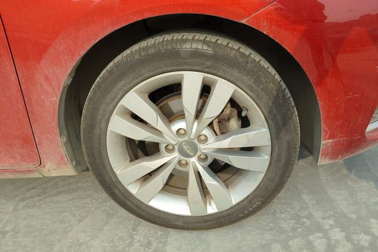 Used Chery Arrizo 5 2016 1.5L Manual Lingchao Edition Right Front Wheel Hub