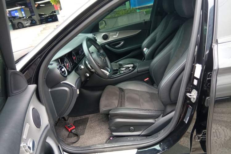 Used Mercedes-Benz E-Class 2017 E 200 Sport 4MATIC
