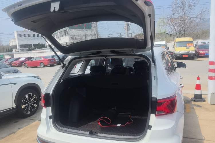 Used Jetta VS7 2020 1.4T Automatic Glory Edition
