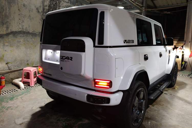 Used iCAR V23 2025 501 Four-Wheel Drive Intelligent Driving Version
