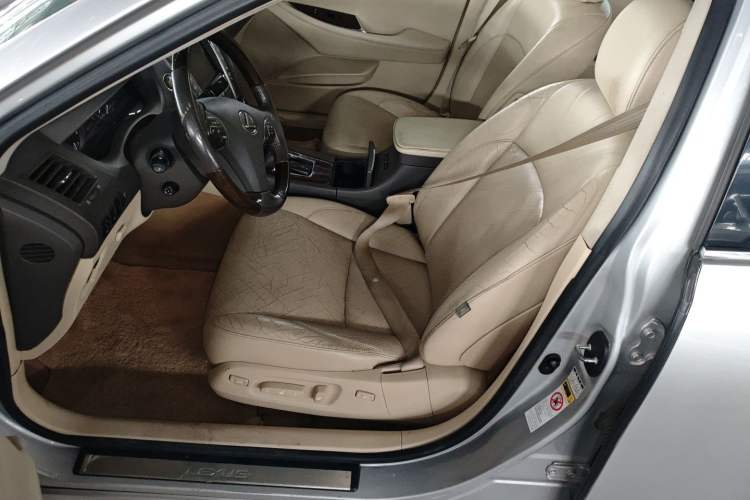 Used Lexus ES 2010 240 Luxury Edition Left Front Seat