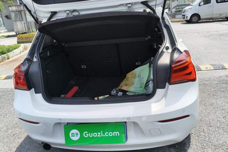 Used BMW 1 Series 2015 118i Leading Model Trunk